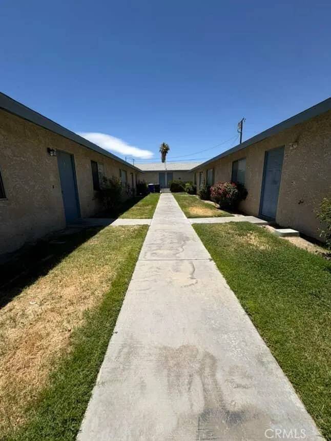Victorville, CA 92394,16140 Tawney Ridge Lane #C