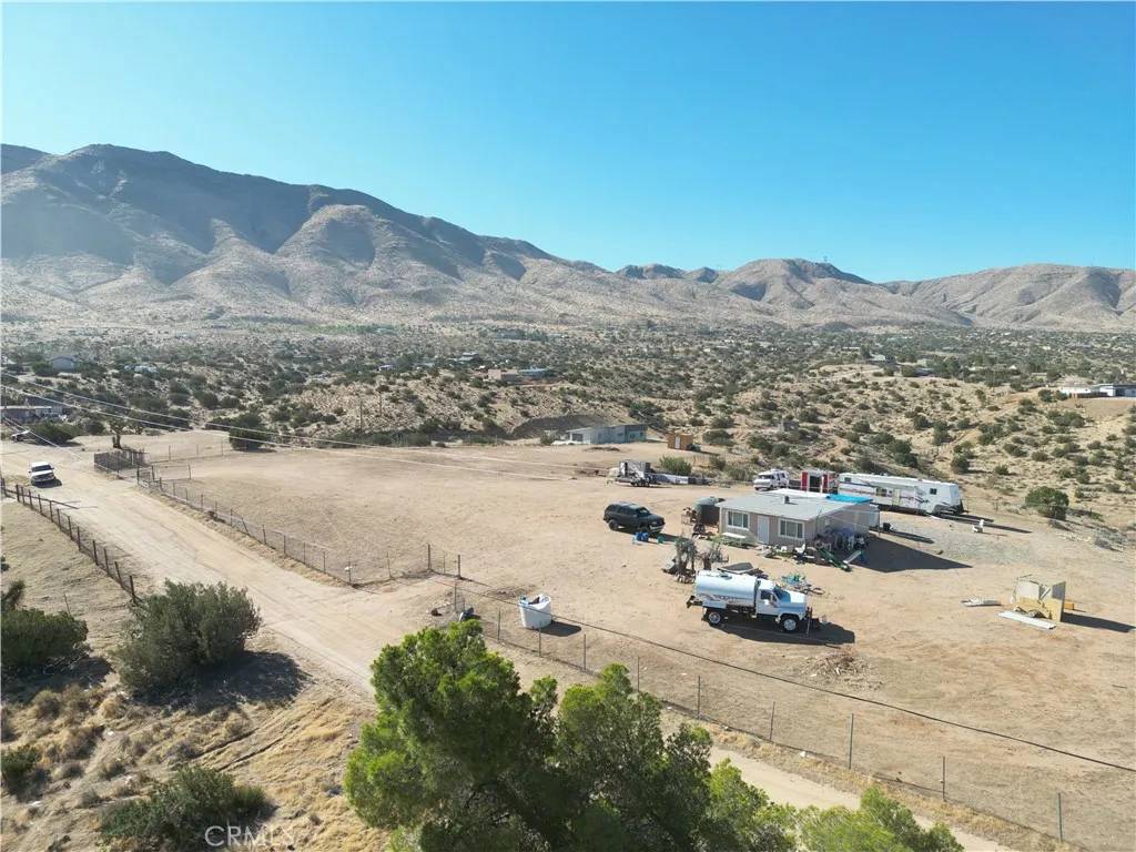 Apple Valley, CA 92308,20421 Riverview Road