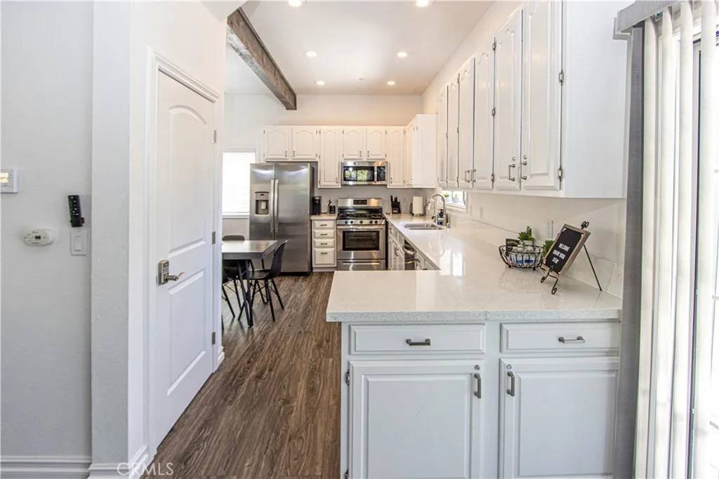Twin Peaks, CA 92391,26448 Thunderbird Drive