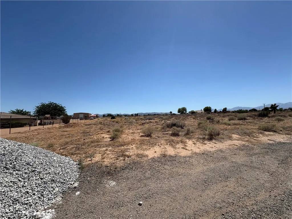 Oak Hills, CA 92344,0 Rodeo