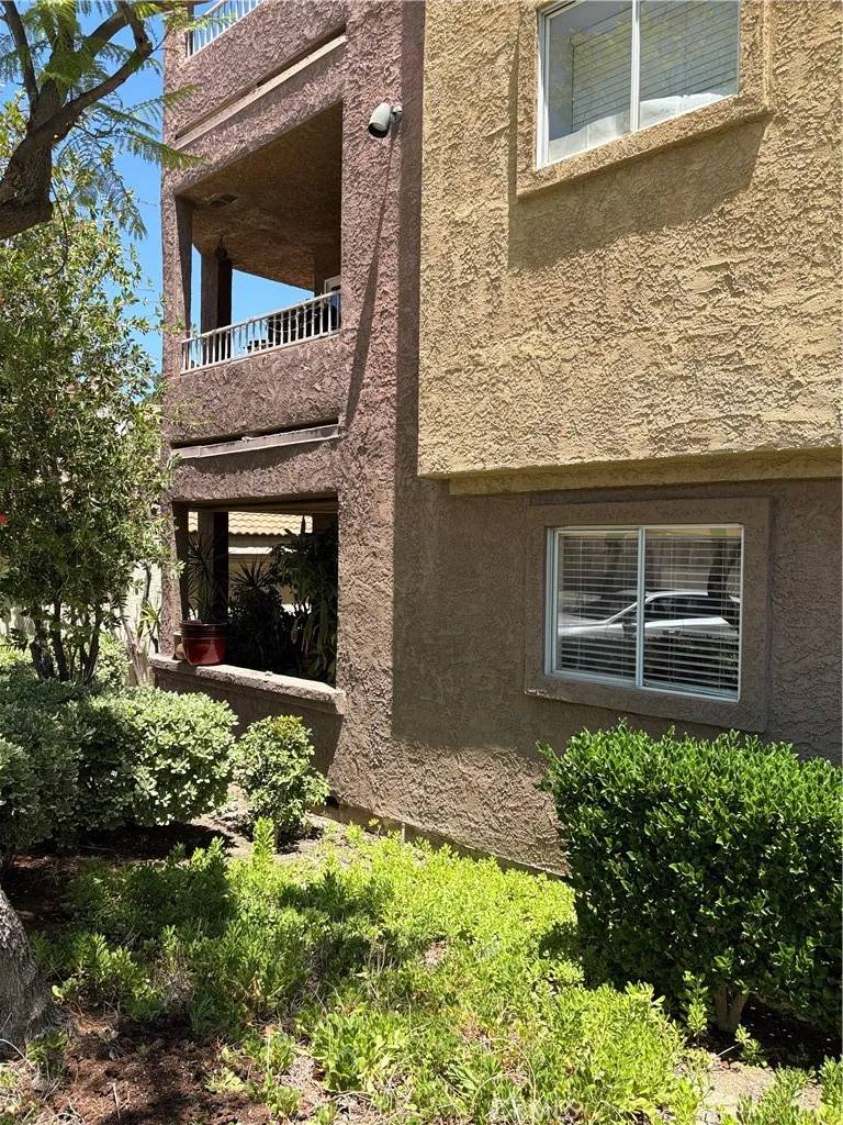 Corona, CA 92882,2500 San Gabriel Way #107