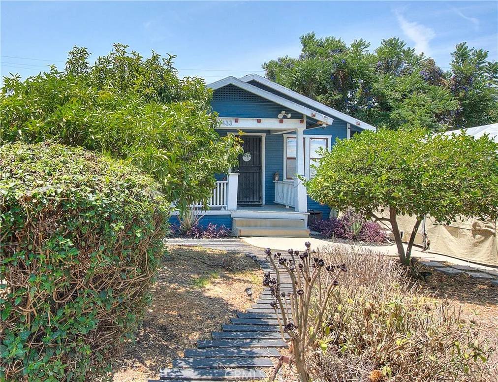 Los Angeles, CA 90023,1433 S Sunol Drive