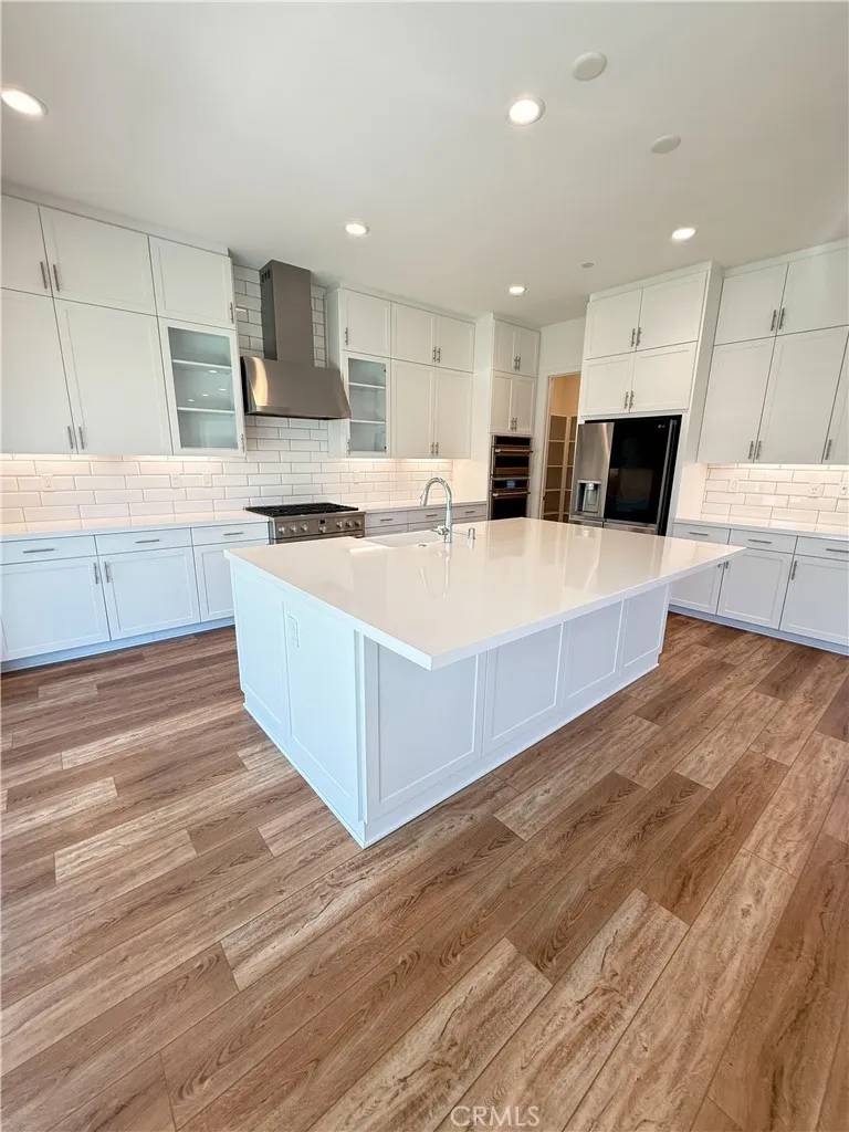 Saugus, CA 91350,17716 Ridgeline Court