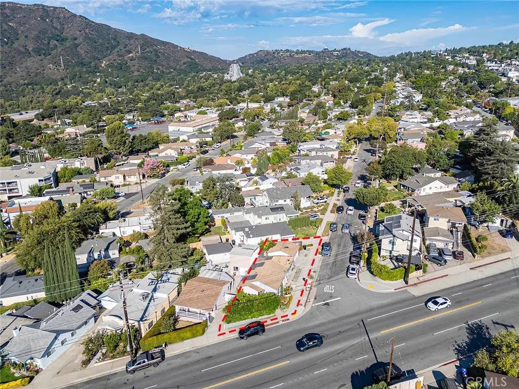 La Crescenta, CA 91214,4357 Pennsylvania Avenue
