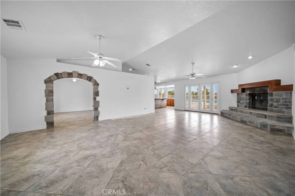 Hesperia, CA 92345,9191 7th Avenue