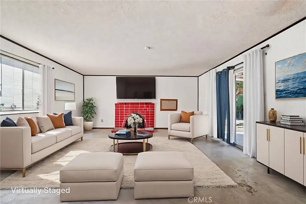 Fontana, CA 92335,18239 Orange Way