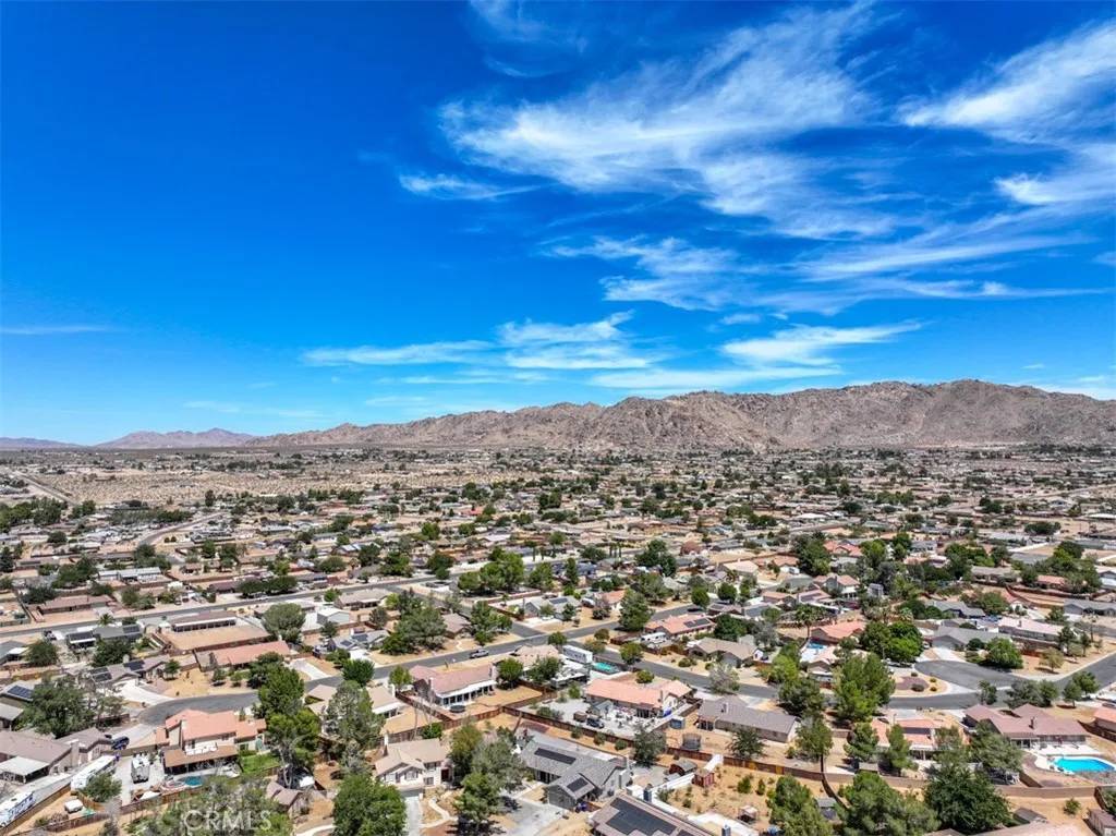 Apple Valley, CA 92307,16403 Cuyama Way