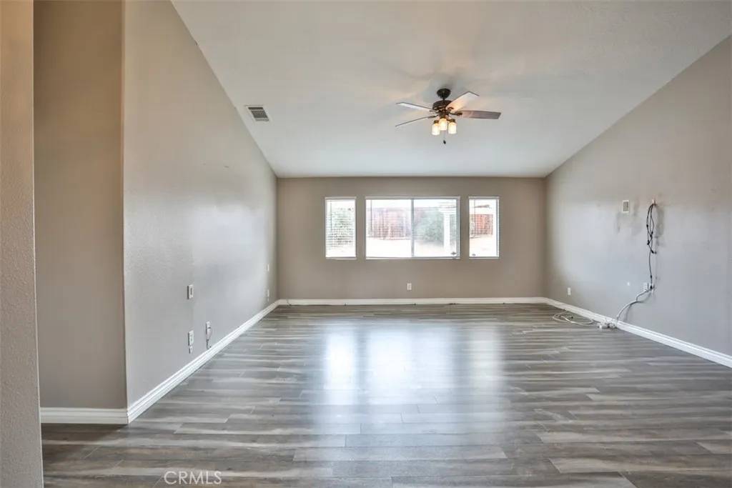 Apple Valley, CA 92307,16403 Cuyama Way