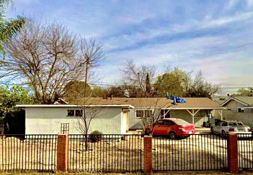 La Puente, CA 91744,1084 Del Valle Avenue