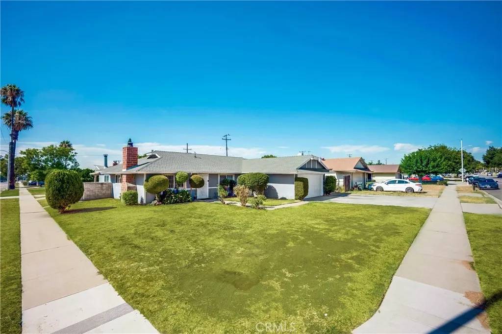 Rialto, CA 92376,301 W Easton Street