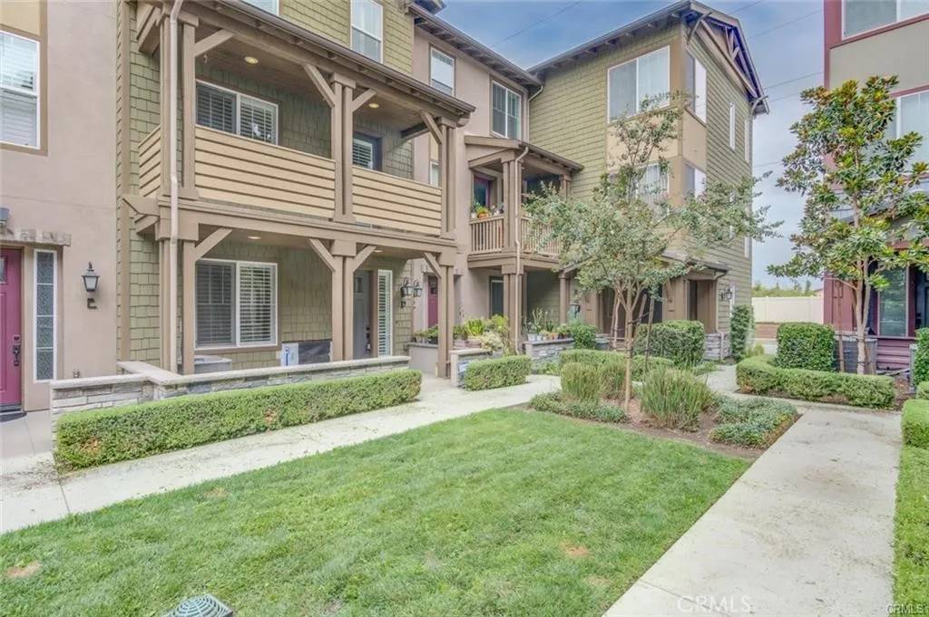 Azusa, CA 91702,713 S Azusa Avenue #D