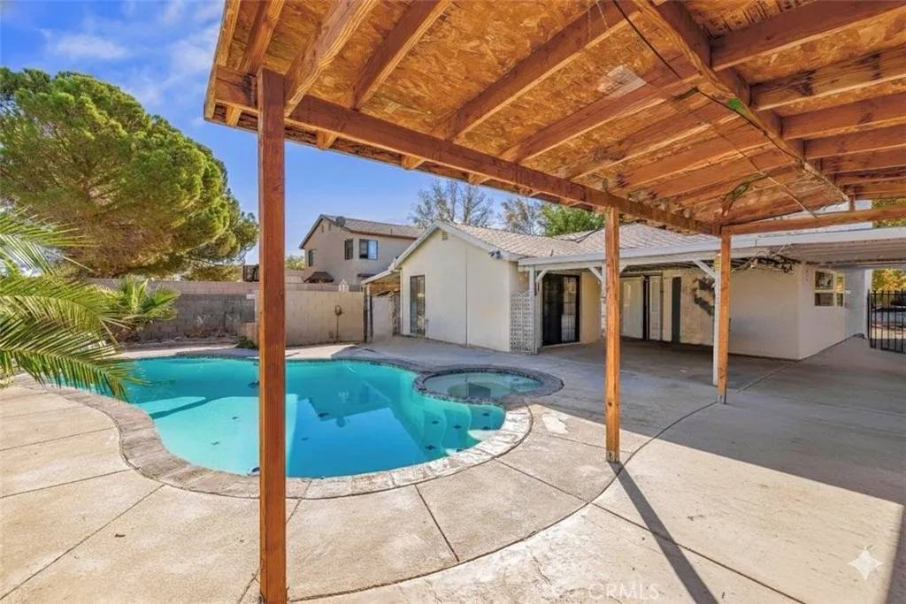 Lancaster, CA 93535,2527 Garnet Lane