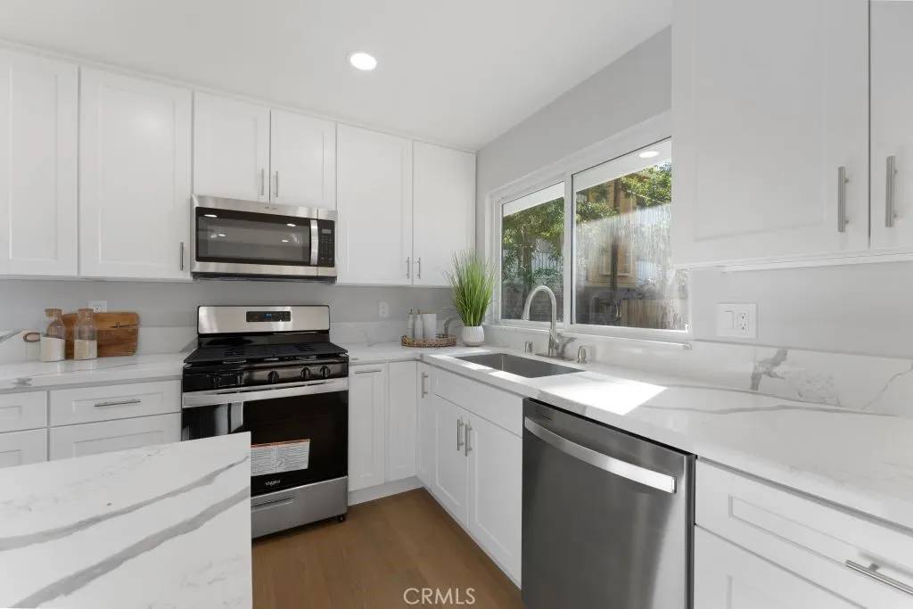 Hemet, CA 92544,203 N Girard Street