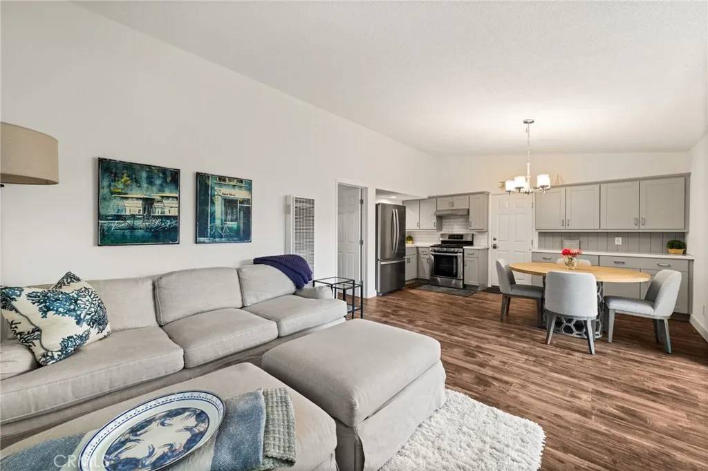 Upland, CA 91784,1613 Erin Avenue