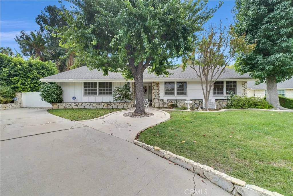 Walnut, CA 91789,1732 Silvercrest Way