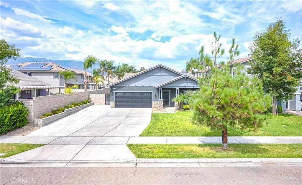 Fontana, CA 92336,16212 Star Crest