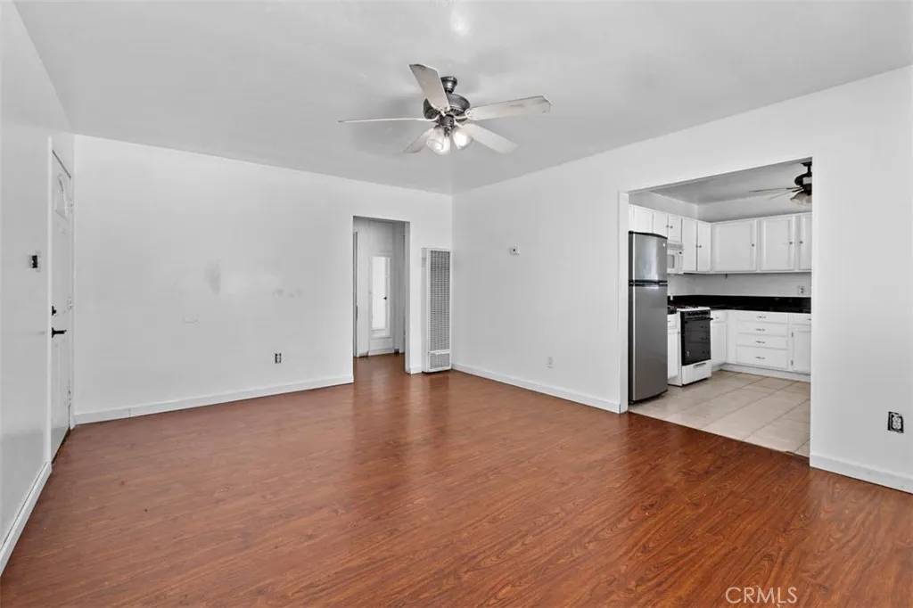 San Bernardino, CA 92404,2386 Roxbury Dr