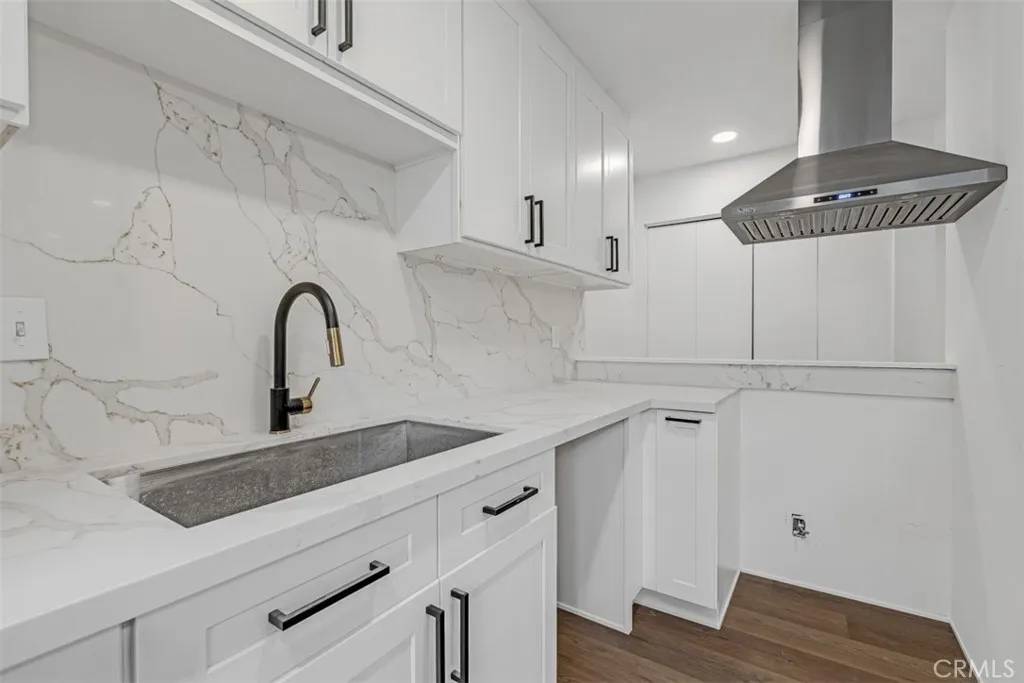 Monterey Park, CA 91755,424 E Newmark #B