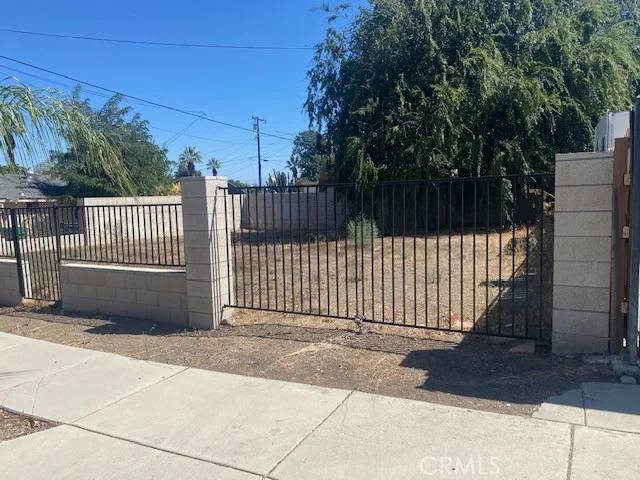 Corona, CA 92879,715 Fuller