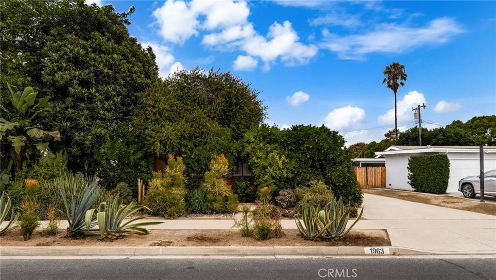 La Verne, CA 91750,1963 10th Street