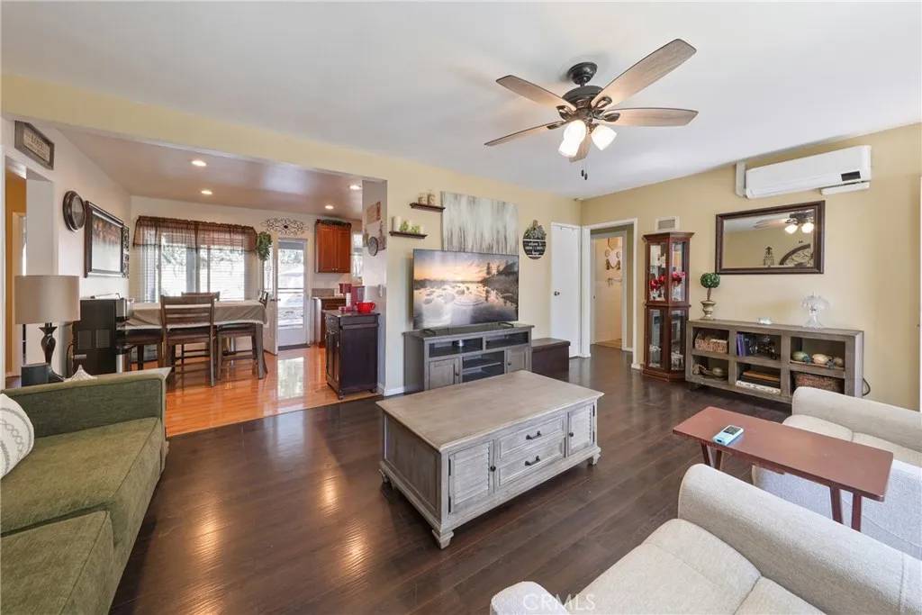 Duarte, CA 91010,1305 Santo Domingo