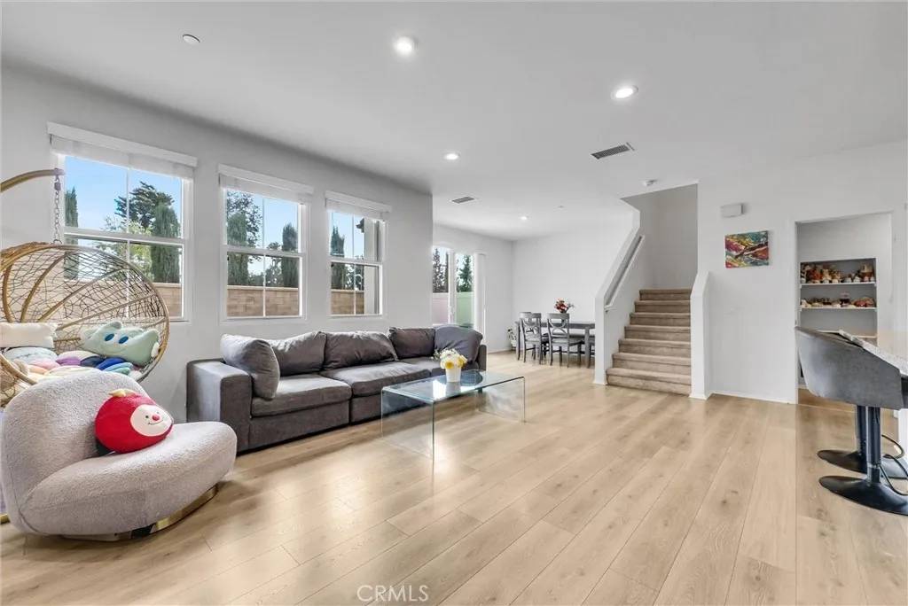 Ontario, CA 91762,2343 S Via Veranda #10