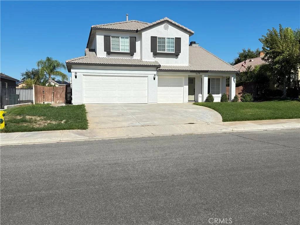 Beaumont, CA 92223,1679 Stone Creek
