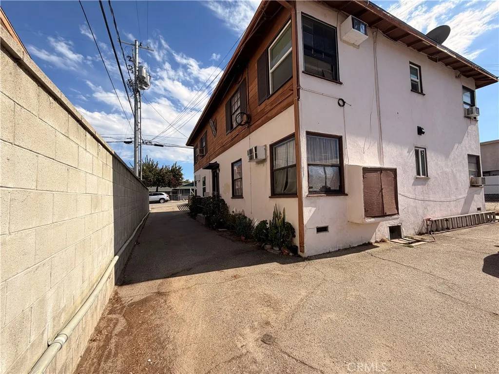 Sunland, CA 91040,10429 Mcvine Avenue