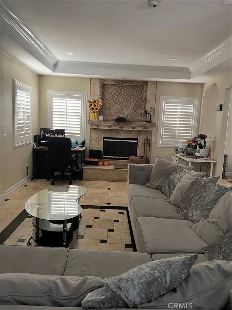 Fontana, CA 92335,9326 Bunny Lane