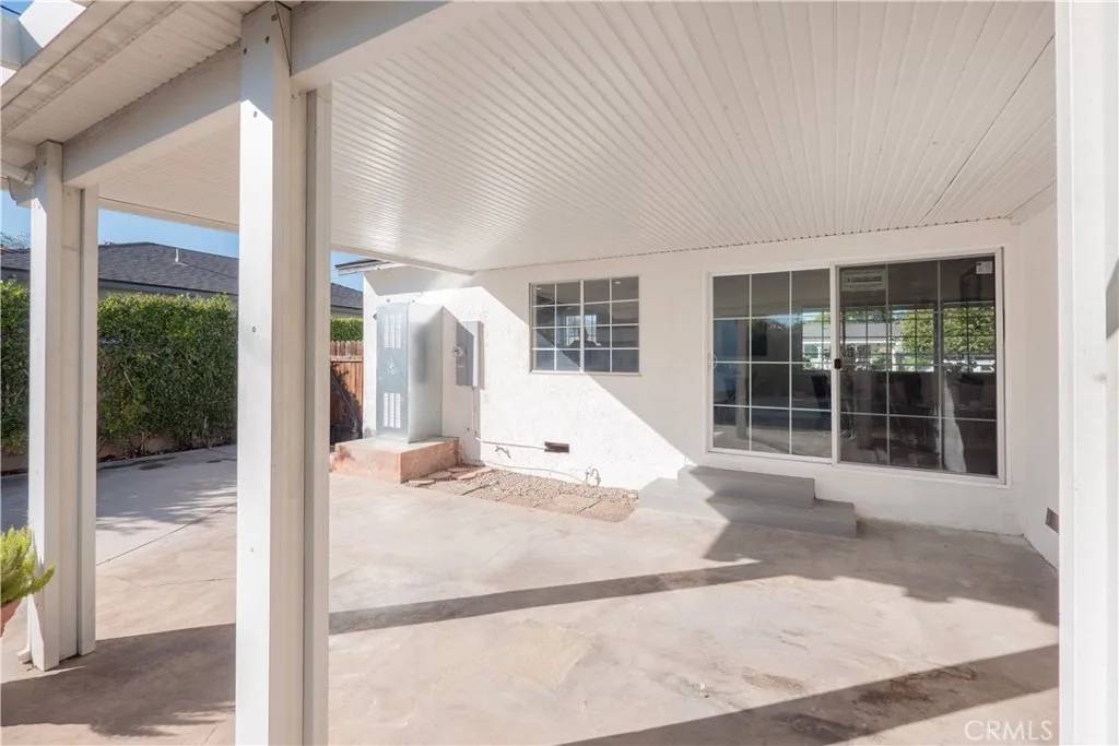 Covina, CA 91723,182 E Kelby Street