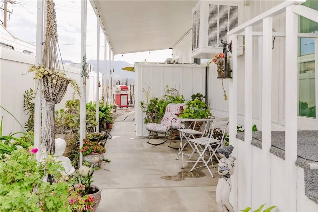 San Jacinto, CA 92583,655 E Main Street #66