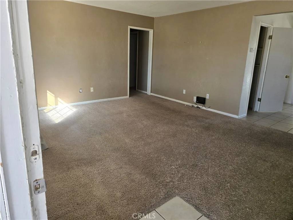 San Bernardino, CA 92407,4995 N Stoddard Avenue