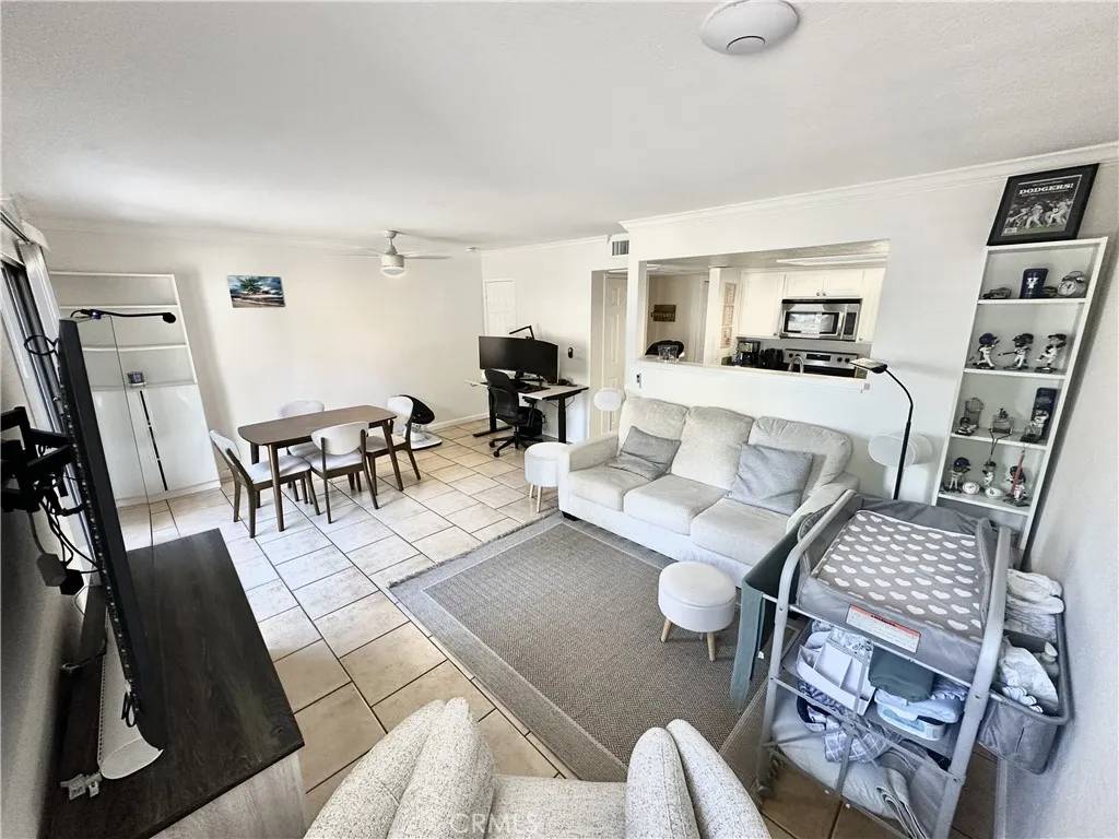 Rancho Cucamonga, CA 91730,10151 Arrow #6