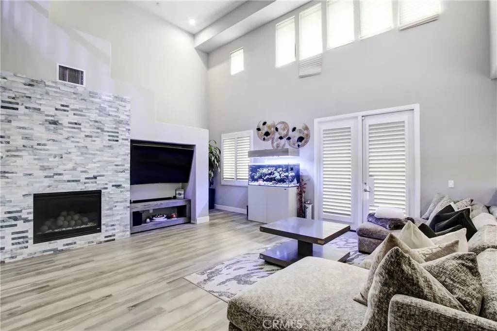 Rancho Cucamonga, CA 91739,12422 Benton #1