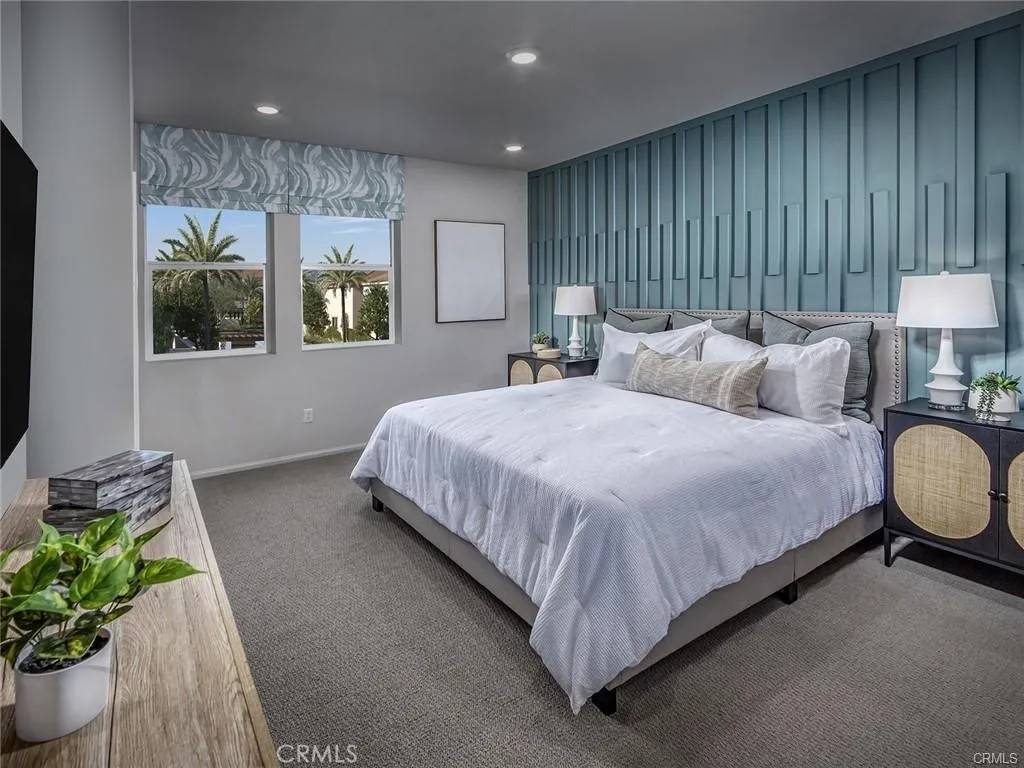 Pomona, CA 91768,1424 Stratus