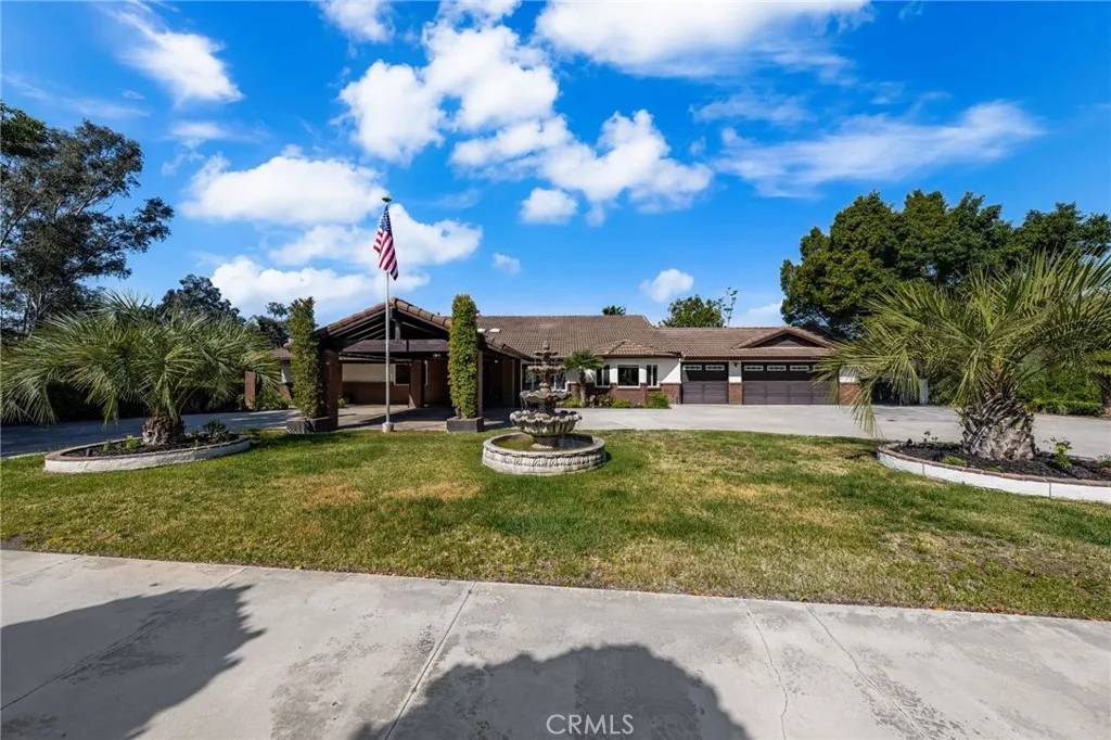 Fallbrook, CA 92028,2465 Via Oeste Drive