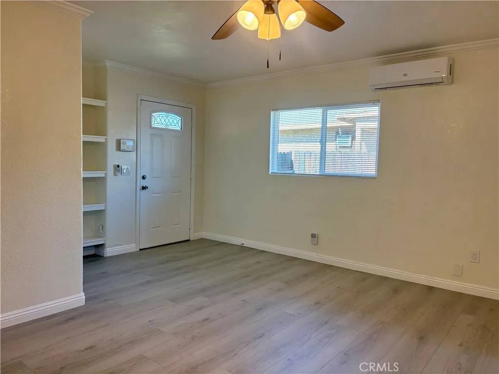 Azusa, CA 91702,538 N Virginia Avenue