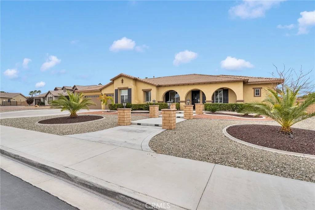Apple Valley, CA 92308,20267 Fuji Court