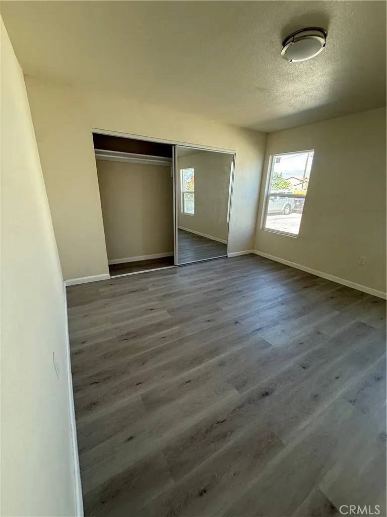 Fontana, CA 92335,17055 San Bernardino Street #2
