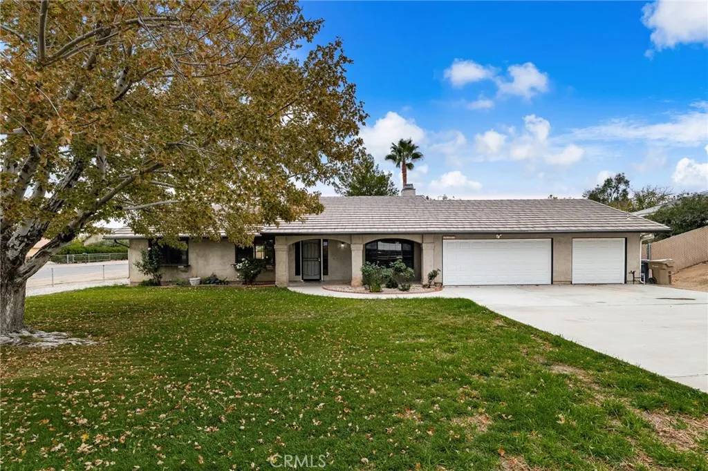 Hesperia, CA 92345,17805 Walnut