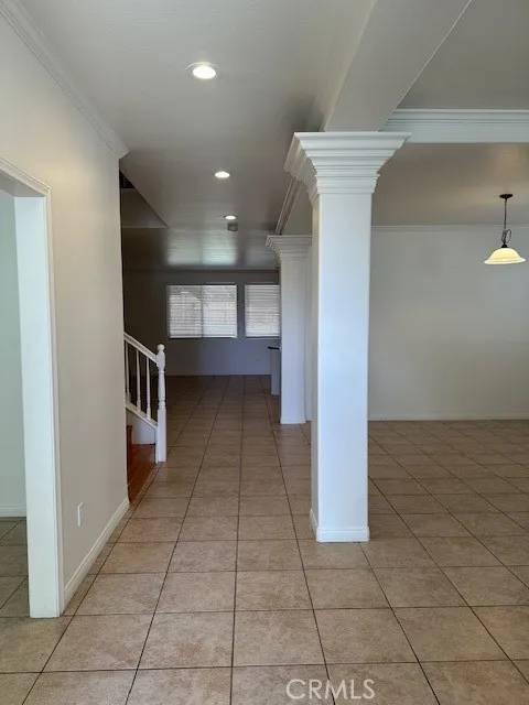 Victorville, CA 92394,15616 Bow String