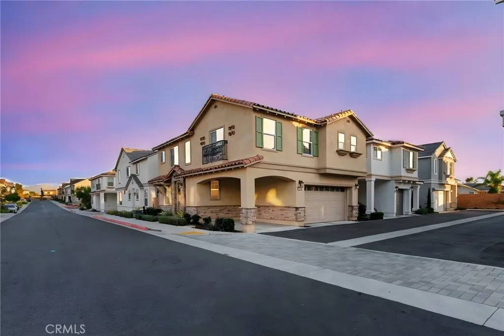 Fontana, CA 92336,15185 Ridge
