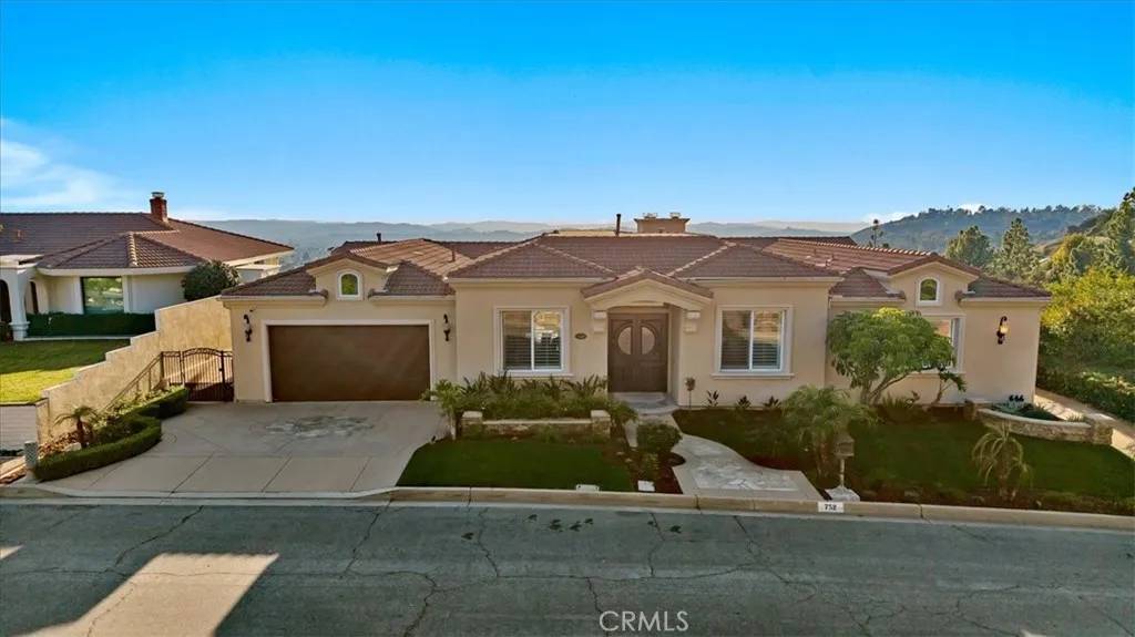 Claremont, CA 91711,752 Valparaiso Drive