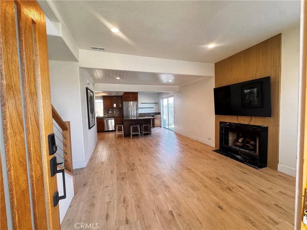 Costa Mesa, CA 92627,379 Monte Vista Avenue #A