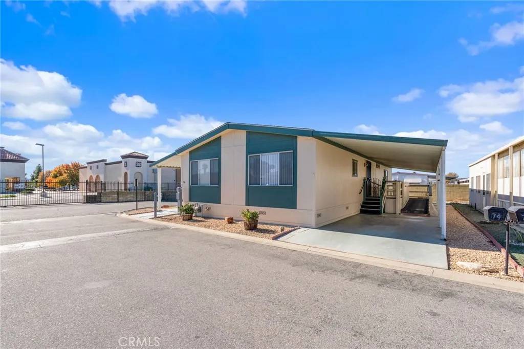 Hemet, CA 92545,1895 W Devonshire #74