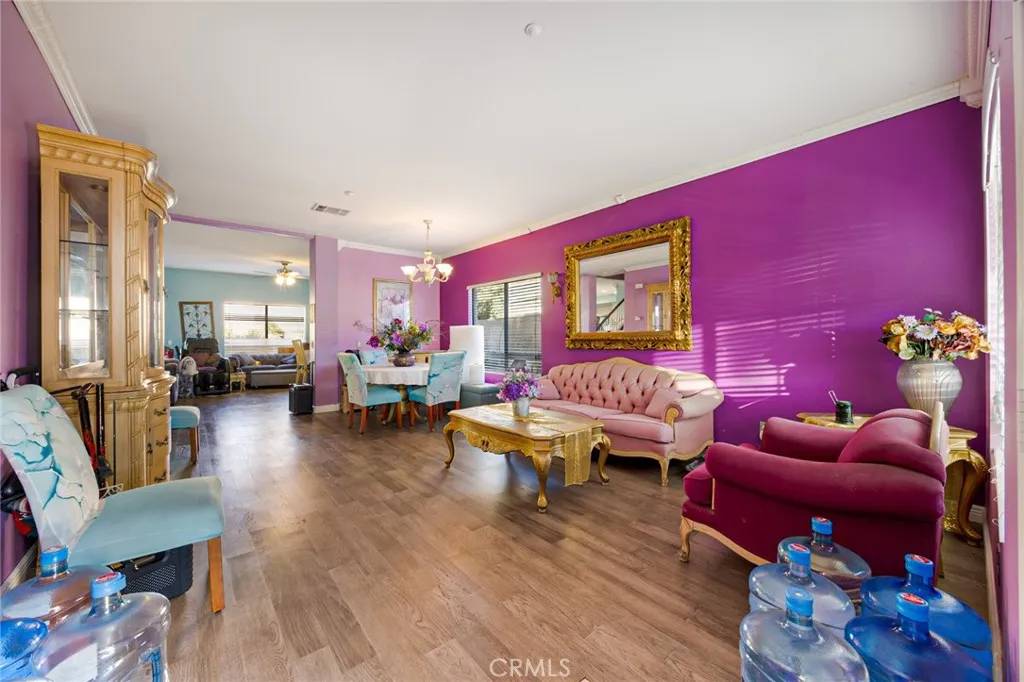 Fontana, CA 92336,14956 Genoa