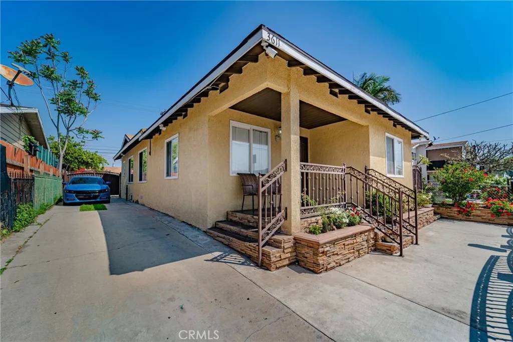 Huntington Park, CA 90255,3611 E 59th Place