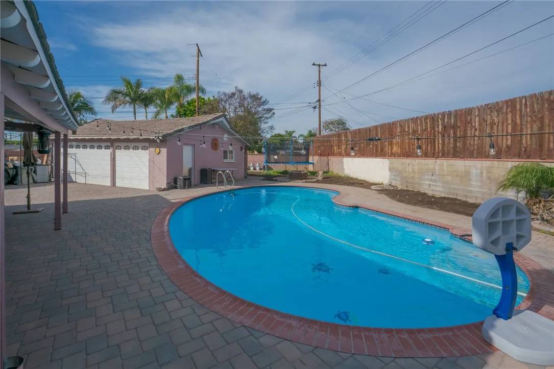 La Habra, CA 90631,931 Kirby Drive
