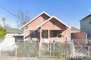 Los Angeles, CA 90011,1227 E 47th Place