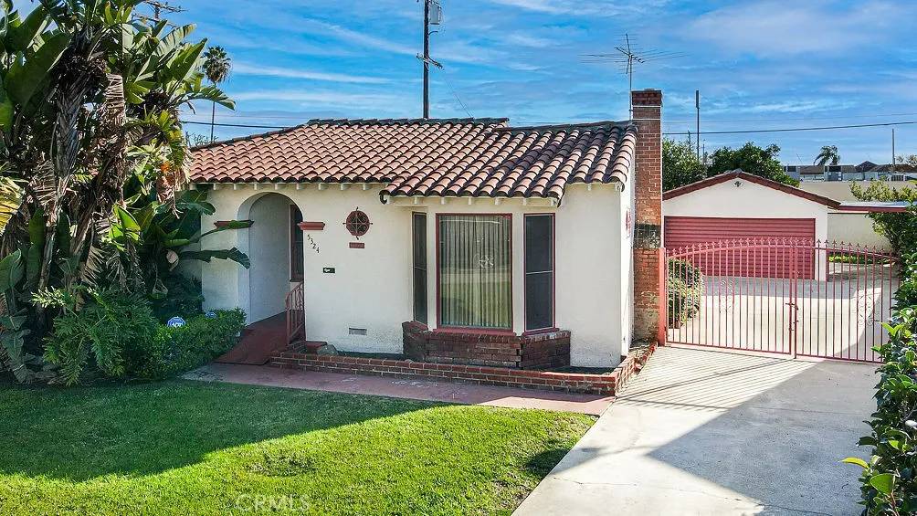 East Los Angeles, CA 90022,5324 Fernfield Drive